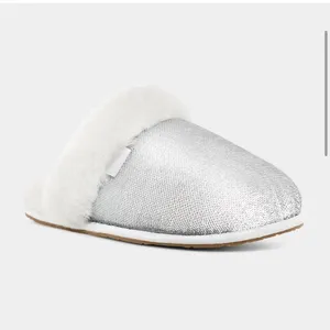 NEW UGG Women Scuffette I Mirror Ball Silver Slippers thumbnail 2