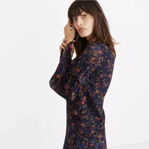 Madewell Ruffle-Sleeve‎ Top Blouse in Climbing Vine Navy Blue Floral Size Medium thumbnail 3