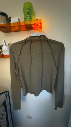 New In ribbed long sleeve Green Size L thumbnail 2