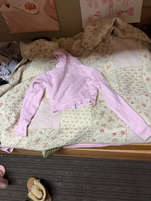 Full-Zip Cropped Scuba Meadow Lululemon Hoodie Pink thumbnail 3