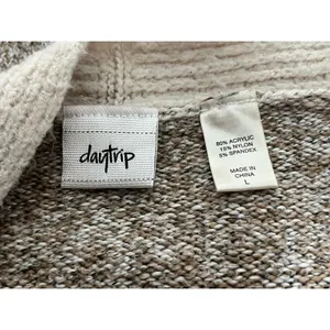 Daytrip Cardigan Chunky Knit Sweater Large Tan Granny Core Cozy Office Fall thumbnail 5