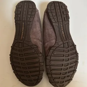 Skechers Relaxed Fit Brown Suede Loafers Women’s Size 9 Memory Foam Slip On thumbnail 2