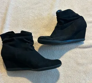 AEROSOLES Black Suede Wedge Ankle Boots thumbnail 1