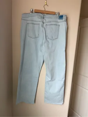 Abercrombie and Fitch the baggy low rise curve love jeans size 34 | 18R thumbnail 2