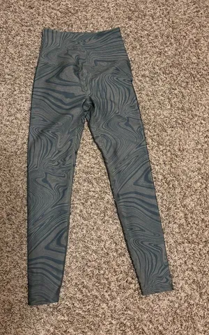 Beyond Yoga Swirl Dye Leggings Size XS Xtra Small Olive Green Pull On Athleisure thumbnail 1