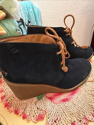 🥾🥾🥾BOGOHO🥾🥾🥾Sperry Black Suede Wedge Ankle Boots with Tan Laces-8 Med thumbnail 9