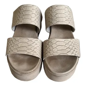 J/Slides NYC Womens 8.5 Taupe Snakeskin Embossed Leather Platform‎ Slide Sandals thumbnail 4