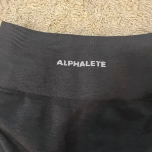 Alphalete Amplify Biker Shorts Size Medium thumbnail 3