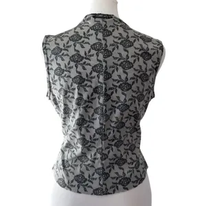 Vintage Y2K Try Gray & Black Floral Print V-Neck Stretchy Tank Top thumbnail 4