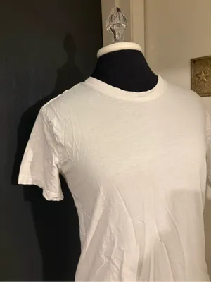 H&M White Short Sleeve 100% Cotton Crewneck Tee 💜 thumbnail 2