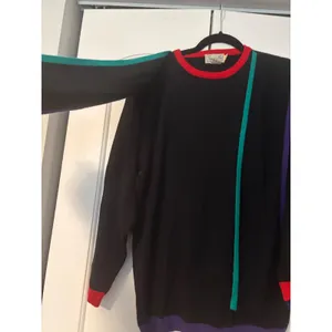 Sweater Bee‎ Black Purple Green Red Trim Long Sleeve Knit Sweater Size S thumbnail 3