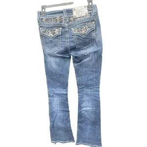 Women Miss Me Jeans Midrise Boot Cut Jeans Marked Size 26 X 31 Embroidery Bling thumbnail 2