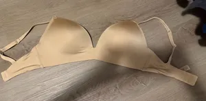 Skims nursing bra thumbnail 1