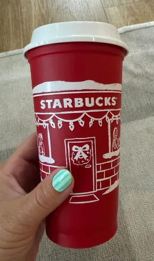 Starbucks red cup thumbnail 1