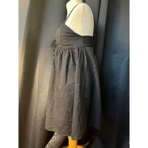 No Boundaries Black Babydoll Mini Dress Keyhole Tie Smocked‎ Back XS 0-2 thumbnail 2