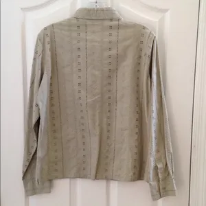 FINAL MARKDOWN Ladies White Stag LS Embroidered Blouse small thumbnail 7