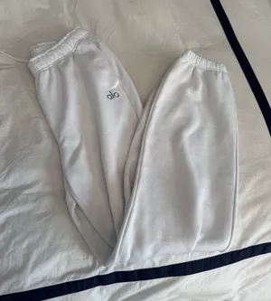 White alo sweatpants thumbnail 1