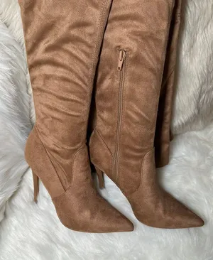 Brown Suede Boots Tan Size 7 thumbnail 3