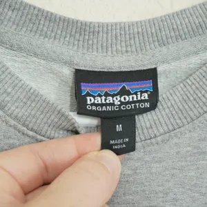 Patagonia Women's Size Medium Logo Organic Cotton Sweatshirt Gray Crewneck thumbnail 6
