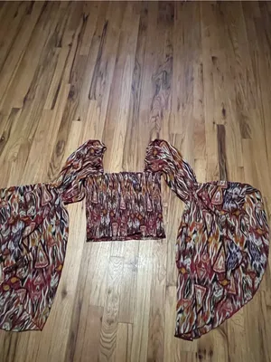 Live 4 Truth Size M Floral Boho Crop Top Bell Sleeve Blouse thumbnail 3