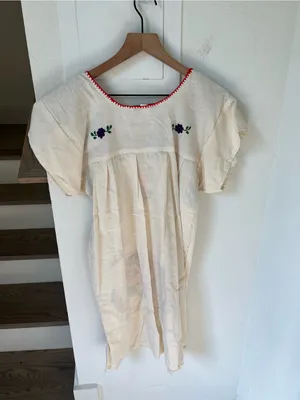 Nativa Puebla Hand Embroidered Mexican Peasant Dress in Cream thumbnail 2