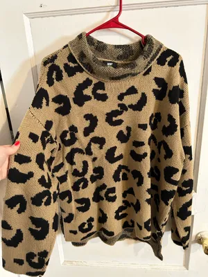 DKNY Women’s Sweater thumbnail 1