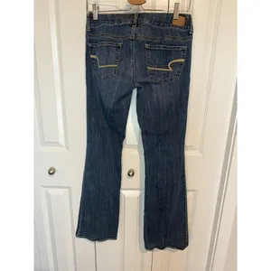 American Eagle Artist Women's low-rise Jeans Stretch/Double Button Size 6 Reg thumbnail 4