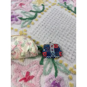 Vintage Floral Cosmetic Bag and Patchwork Kiss Lock Coin‎ Purse Set 2pc thumbnail 2
