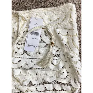 New. Pilyq ivory lace coverup shorts. Retails $144. XS/S thumbnail 7