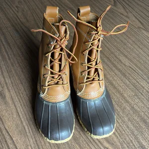 LL Bean Size 6 Women's Bean Boots 8" Brown thumbnail 2
