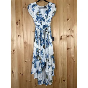 NWT Lulus French Countryside White Floral Print Hi-Low Dress Asymmetrical Sz XS thumbnail 2