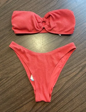NEW H&M Medium Bandeau Bikini Top Cheeky Bottoms Textured Coral Set thumbnail 1