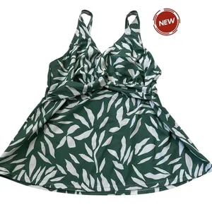 Body Flirt Women's Size 14 Tankini Top Swimsuit Swimwear Green NWT | 58-43 thumbnail 1