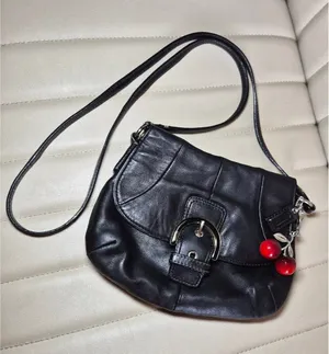 Vintage COACH Soho Leather Crossbody Bag Black Purse Flap Buckle With Charm Y2K thumbnail 1