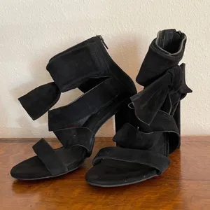 Jeffrey Campbell Despoina Black Heels‎ thumbnail 2
