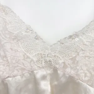 Intimo Amore Womens Y2K Ivory Lace Pearl Trim Romantic Bridal Cami Top Size M thumbnail 2
