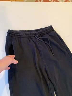 Old Navy Women’s Medium Classic Black Cotton Blend Jogger Sweatpants w/ Pockets thumbnail 2