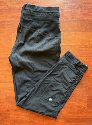 Lululemon Crop Pants Black Dance Studio thumbnail 1
