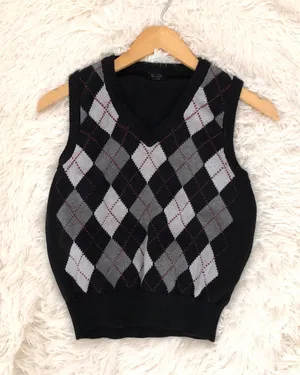 Brandy Melville Black Argyle Peyton Sweater Vest thumbnail 1