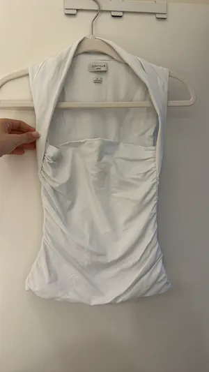Aritzia Original Contour Flourish Top in White thumbnail 3