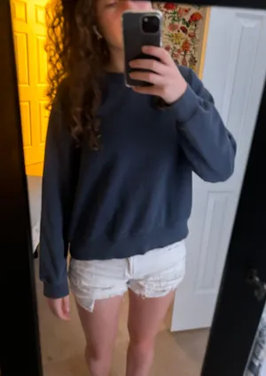 Crew Neck thumbnail 1