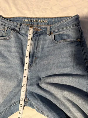 American Eagle Outfitters Women's Light Wash mom jeans size 10 short thumbnail 8