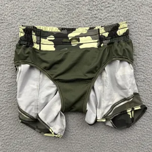 Lululemon Hotty Hot Low Rise Shorts 4" Heritage 365 Camo Green Athletic Women 4 thumbnail 3