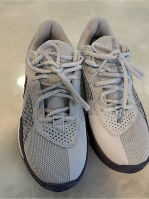 Nike Air Zoom G.T. Cut Academy Women's Sz 5/5 Grey Barely Grape FZ2852-002 thumbnail 1