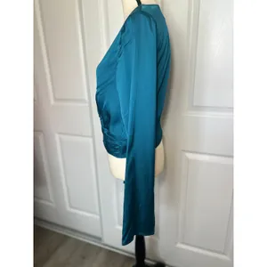 Free People Miraya NWT V Neck Twist Front Long Sleeve Crop‎ Top Teal XL thumbnail 3