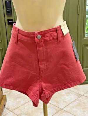 Universal Threads NWT Universal Thread highest rise sailor denim shorts size 6 bright red thumbnail 1