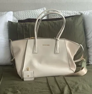 Michael Kors Large Cream Zip Tote Bag w/ Detachable Adjustable Strap Gold thumbnail 1
