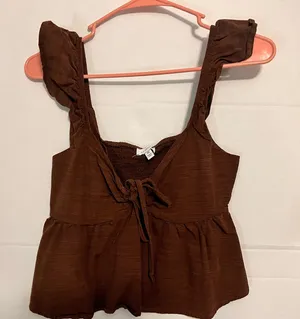 Brown cropped top thumbnail 1