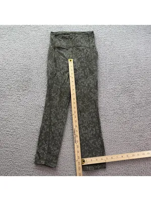 Lululemon Floral Camo High Rise Flare Leggings Womens 4 Olive Green Yoga Pants thumbnail 5