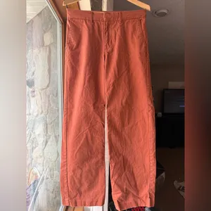 Levi's Women's Wide-Leg Trousers in Rust Orange thumbnail 2